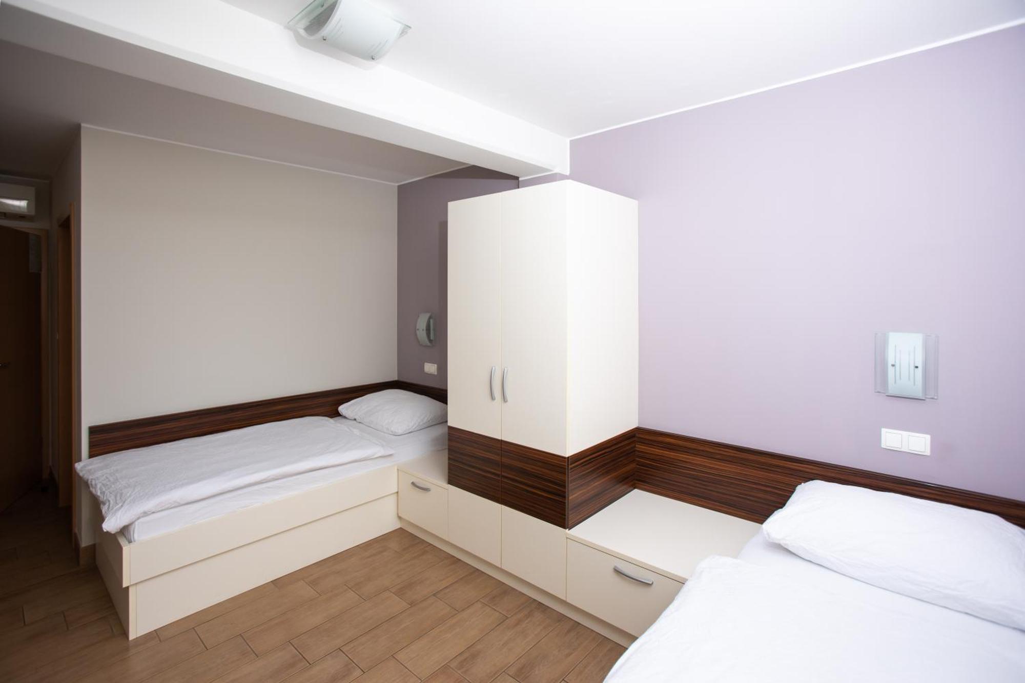 Rooms En Krajcar Cerknica Bagian luar foto